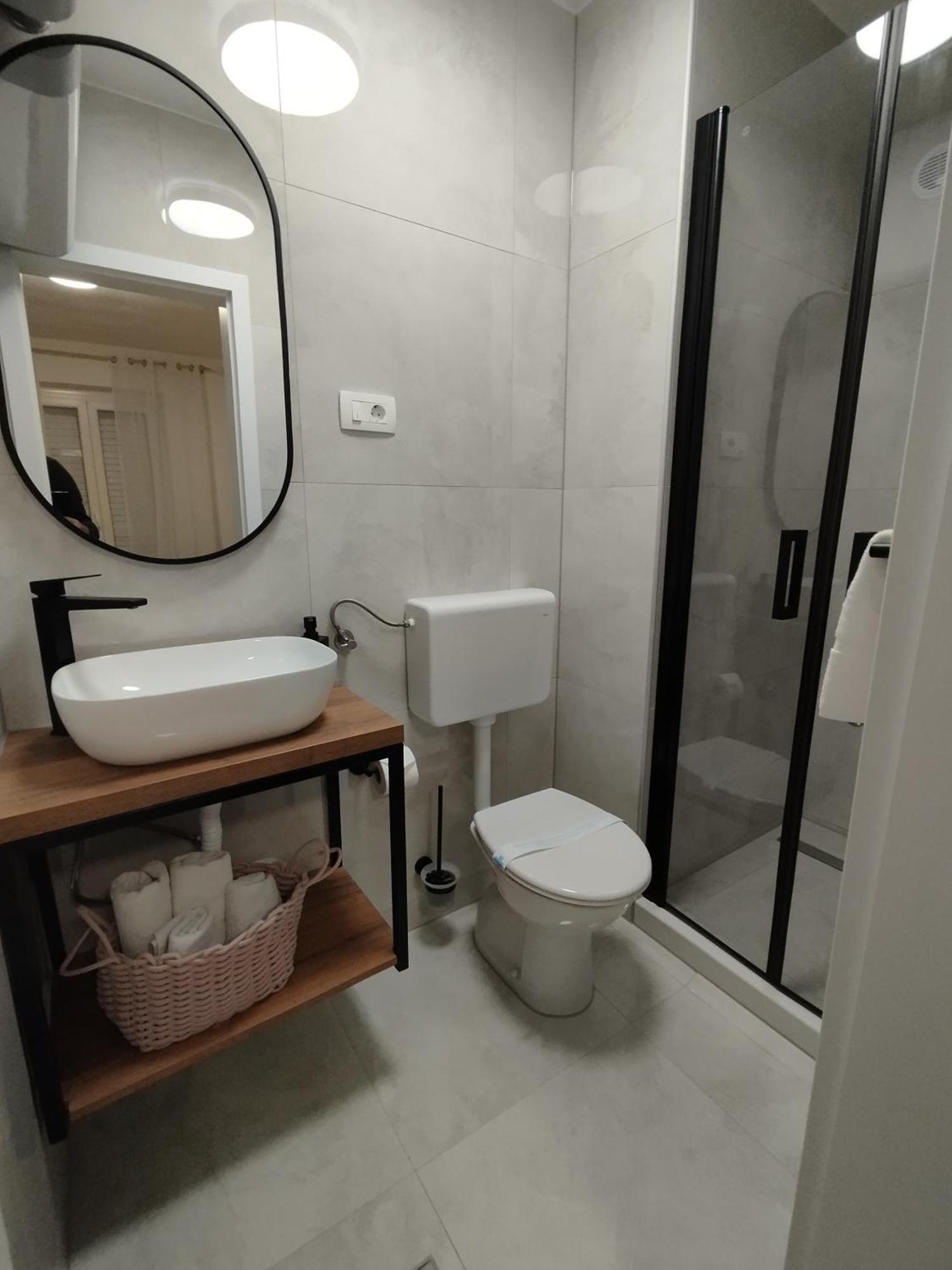 Family Apartment Vitlic Makarska Ngoại thất bức ảnh